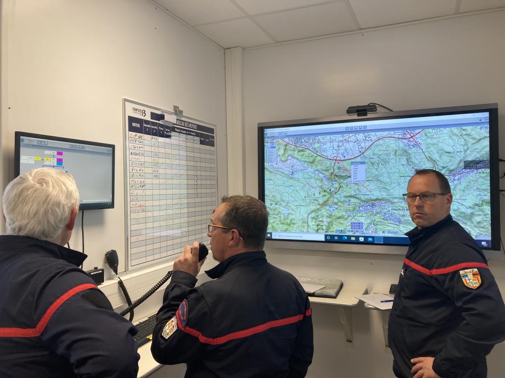 Civil Protection experts during a training on command and control practices and interoperability in Aix en Provence 