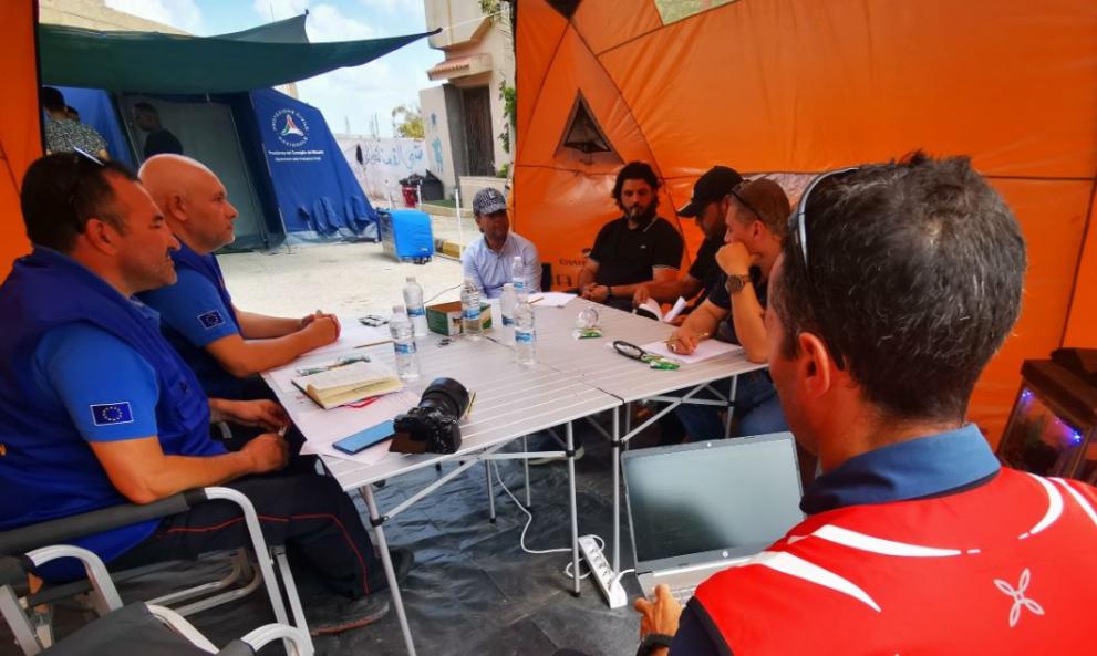 Civil Protection experts during a training exercise.