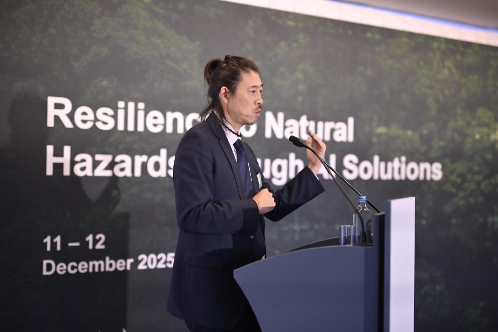 Soichiro Yasukawa during his keynote speech at the Resilience to Natural Hazards through AI solutions event.