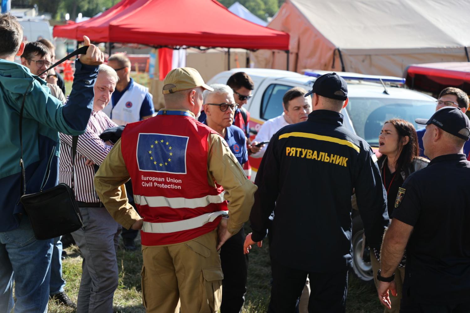 Director-General Maciej Popowski visits the exercise © KG PSP, 2023.