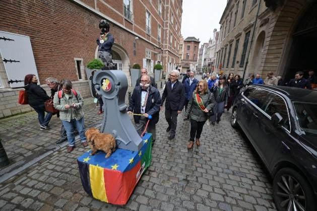 Manneken Pis ceremony (2)