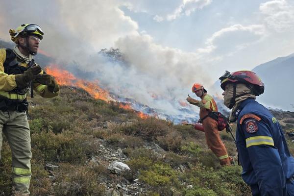 Hellenic Fire Service during a fire.