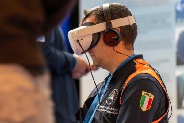 An Italian civil protection expert with AI glasses.