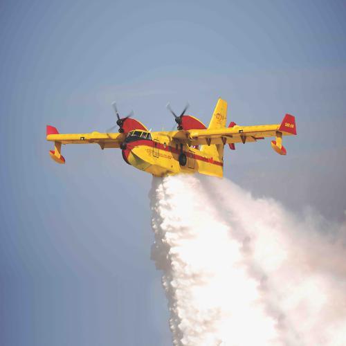 DHC-515 Firefighter