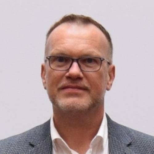 Michael EWERS
