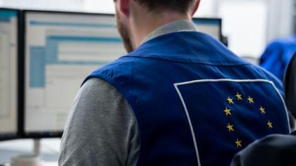 The Emergency Response Coordination Centre (ERCC) is the heart of the EU Civil Protection Mechanism. It coordinates the delivery of assistance to disaster-stricken countries, such as relief items, expertise, civil protection teams and specialised equipment.