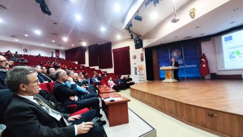 More than 80 persons coming from various sectors including school communities, civil protection agencies and academia participated in the EReS project  workshop in Çanakkale (February 2025).