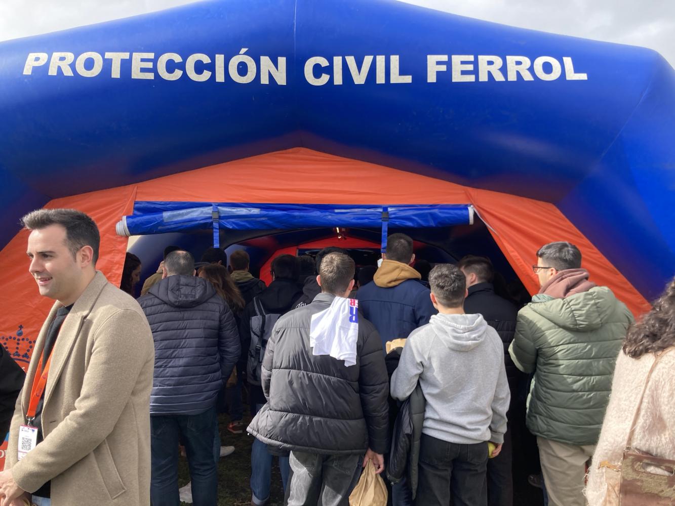 Alumni at the Advanced Command Centre