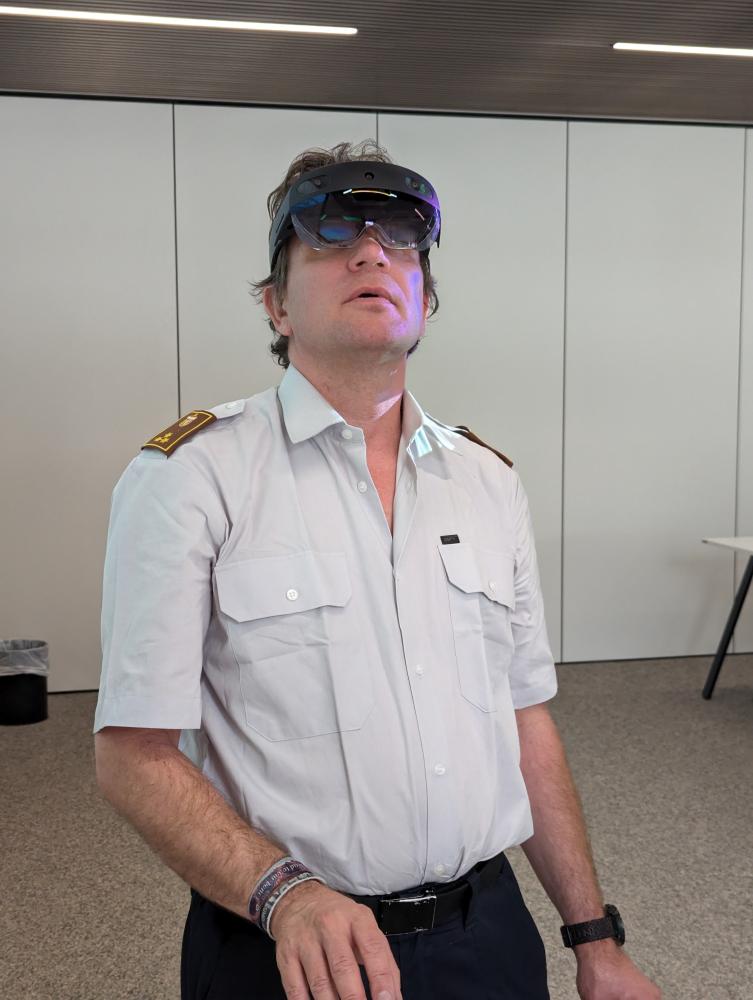 Testing Augmented Reality (HoloLense2)