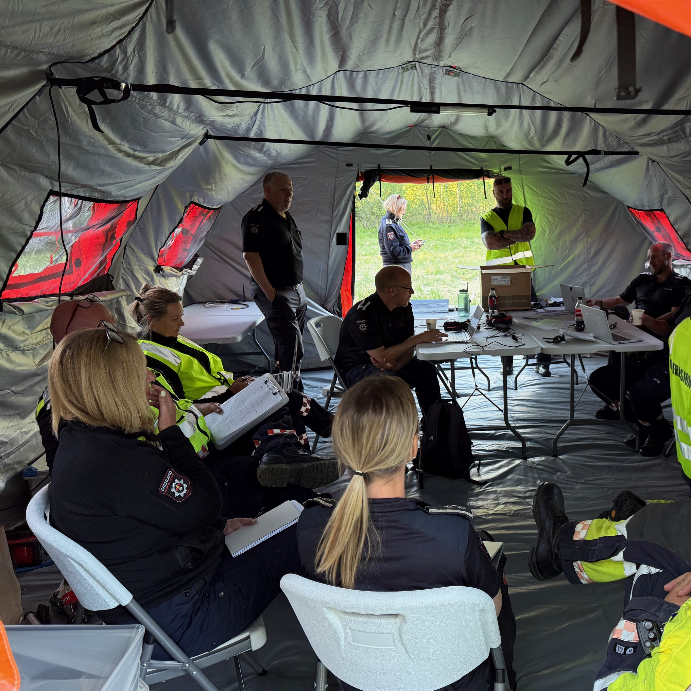 Incident command post during an exercise of the Forest fire troops of Telemark