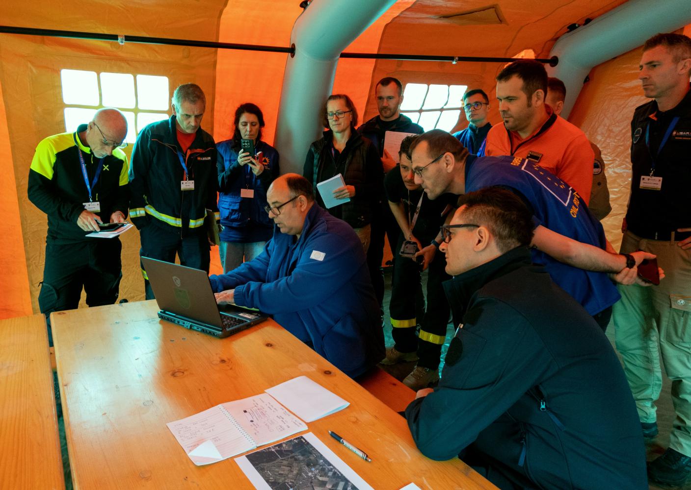 Participants are briefed by an on-site commander.