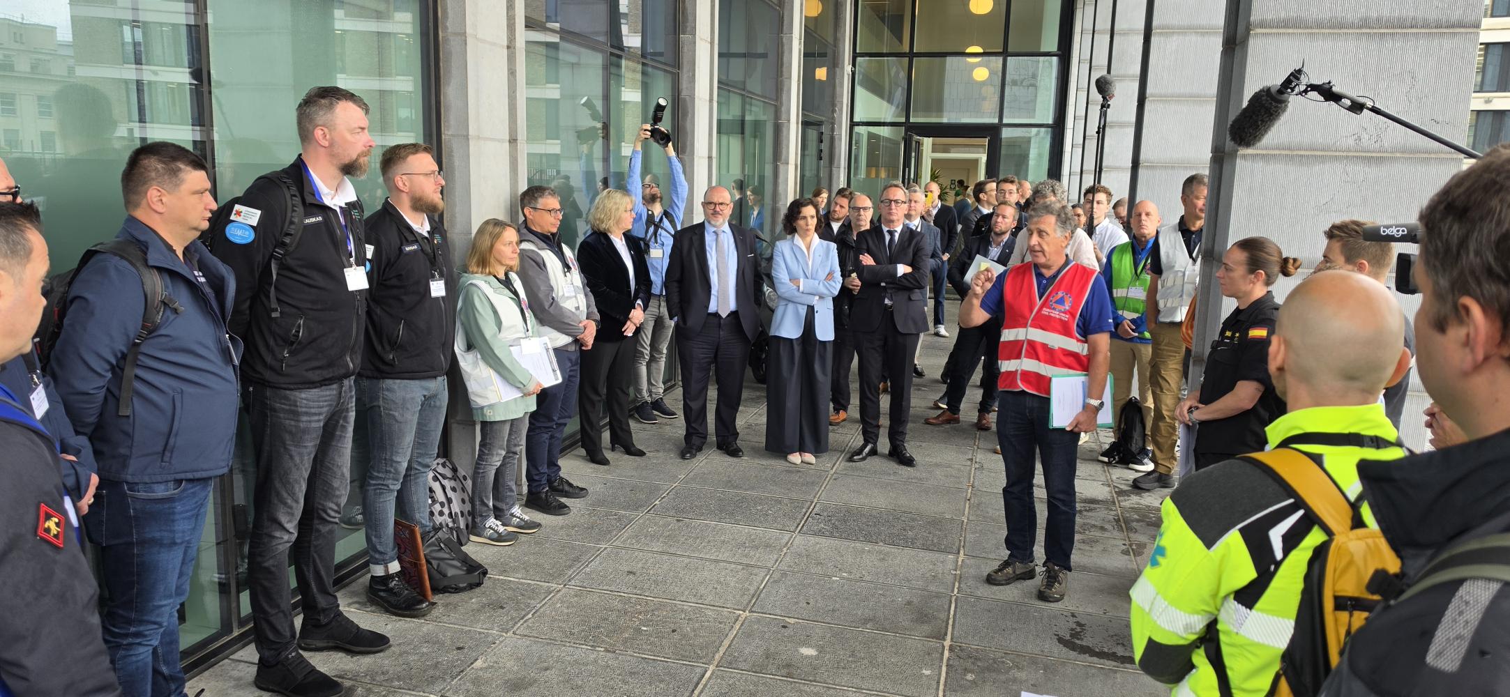 EU Commissioner attends the daily briefing for the ModTTX.