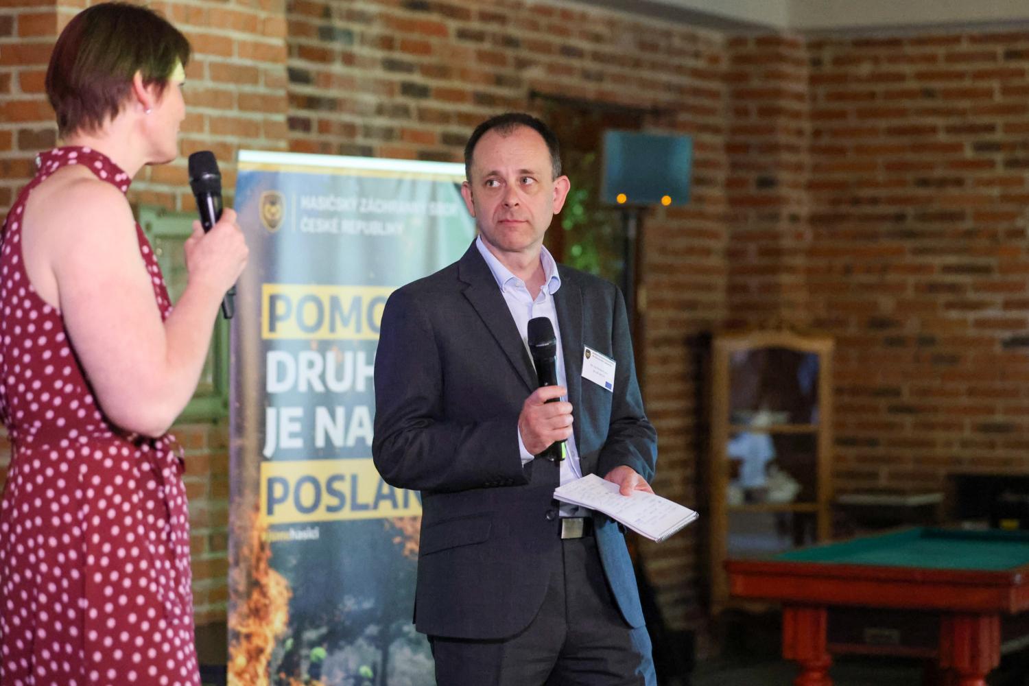 Speakers_The project’s technical manager_Colonel Roman Francl and Colonel Lenka Štikova