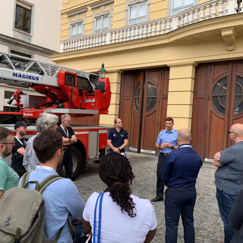 DI Hoffmann & DI Nikolaus showing the professional fire department in the inner city of Vienna