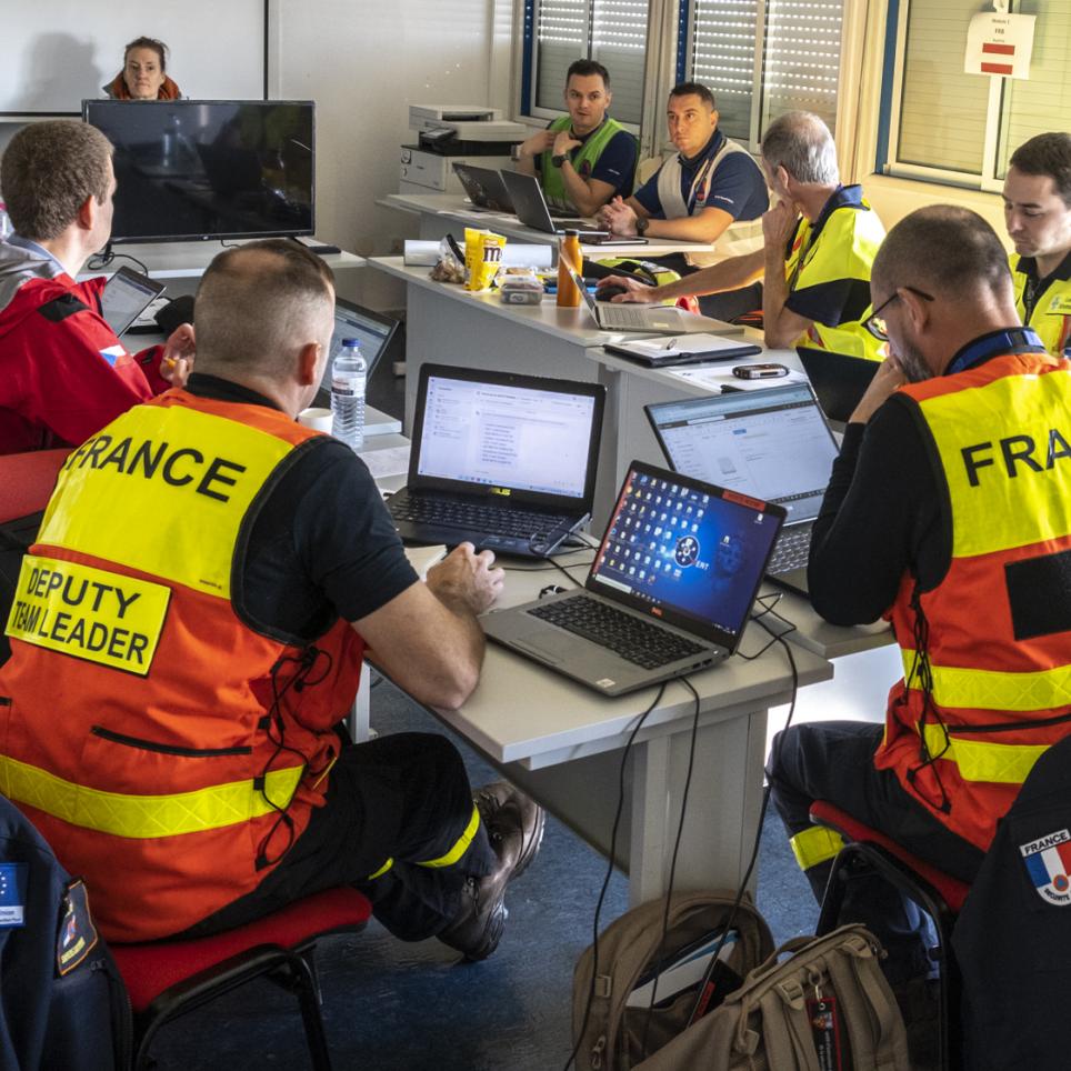 Modules working in their workspace during the ModTTX2.