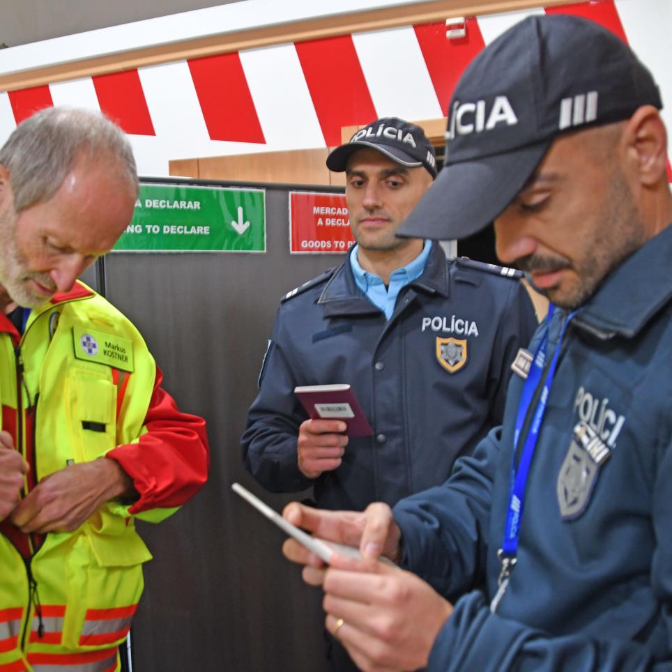 RDC situation, the airport security officers (role play) are questioning the Modules.