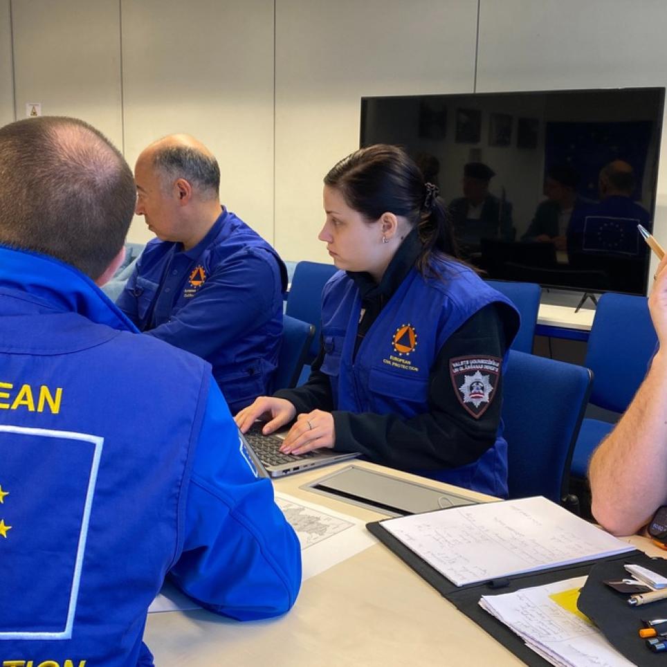 EUCPT members hold a meeting