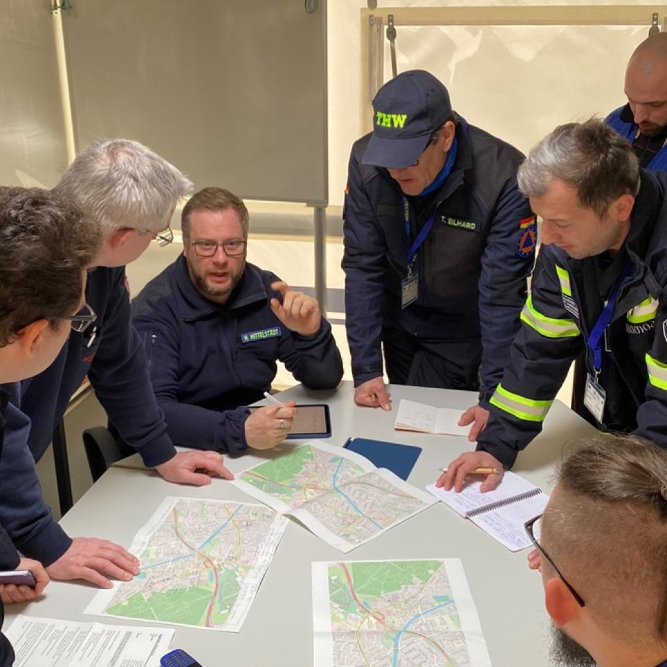 Modules key personnel meet with an OSC