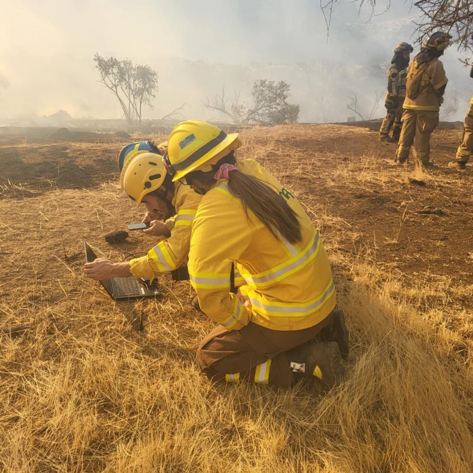 EWED_with CONAF at the Manuel Rodríguez wildfire