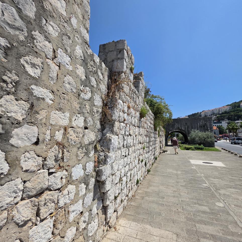 damaged retaining wall