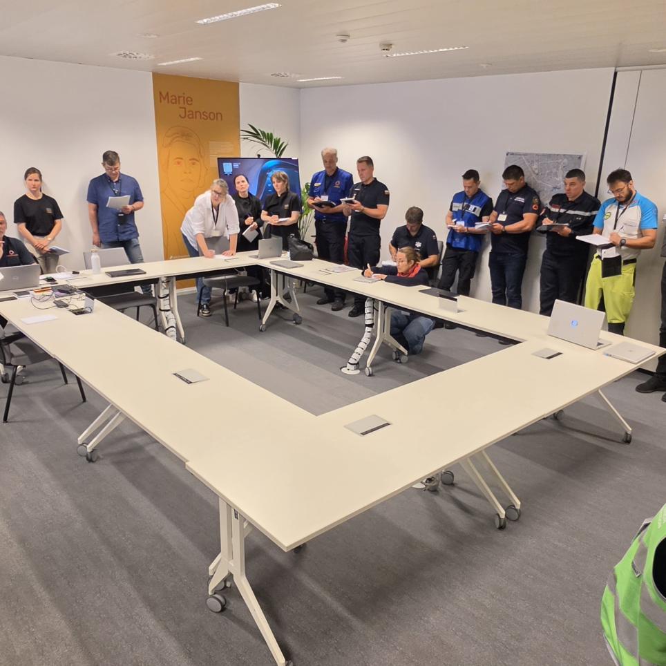 Participants meet with on-site commanders.
