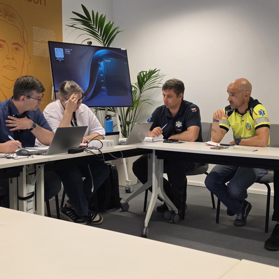 Participants meet with on-site commanders.