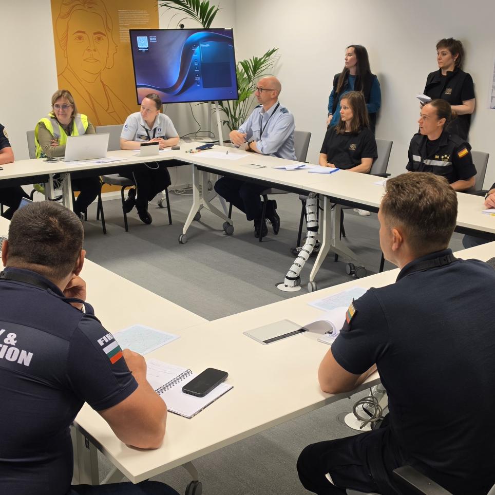 Participants meet with on-site commanders.