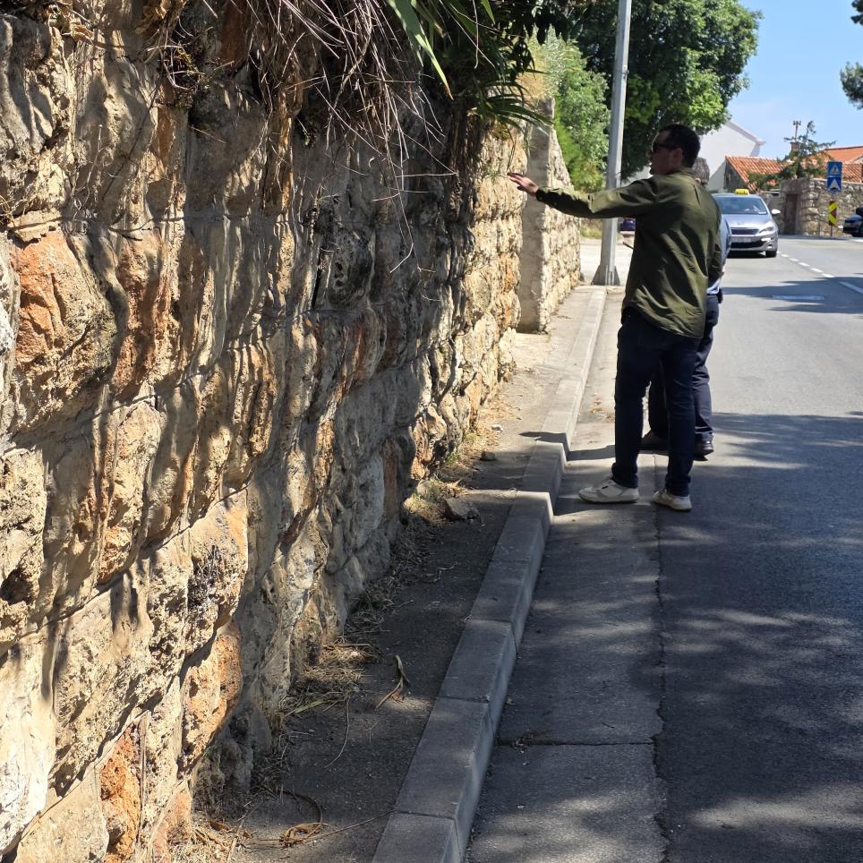 retaining wall