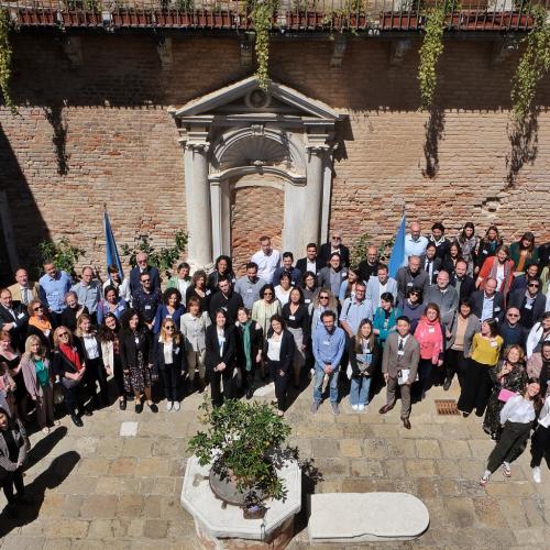 Shelter Group Photo © UNESCO Venice Office