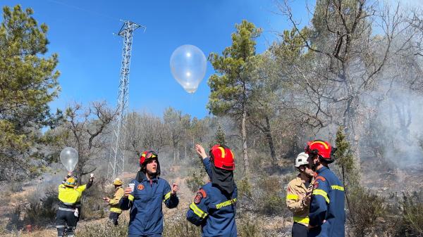 Practitioners of the EWED project launching radiosondes during a filed exercise
